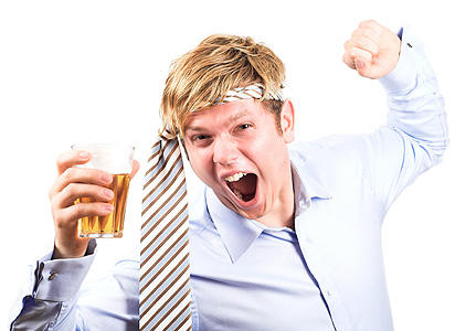 There are plenty of reasons why alcohol should be served at work.
