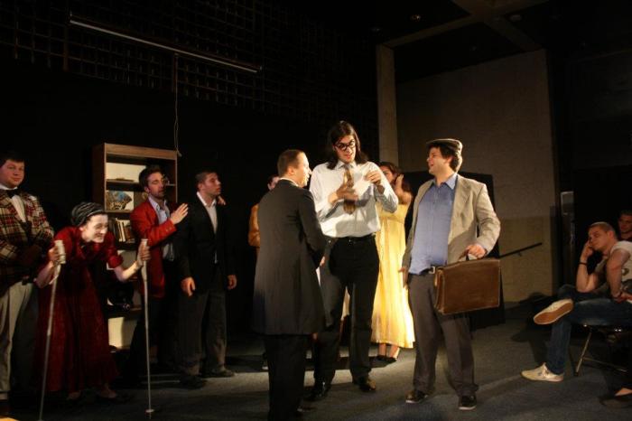 Lurchy and Nikolay's theater group in action.