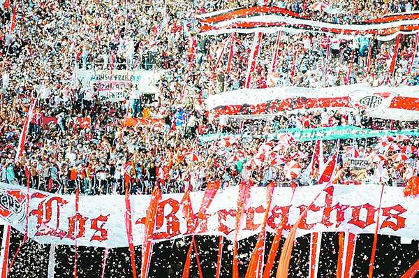 There's that word again; borrachos. These fans support the Argentinian club River Plate and they call themselves the 'Drunks of the terrace'.