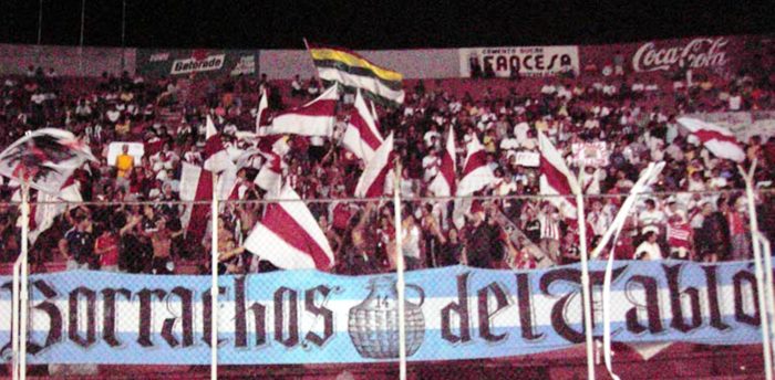 Another great banner by the River Plate fans.